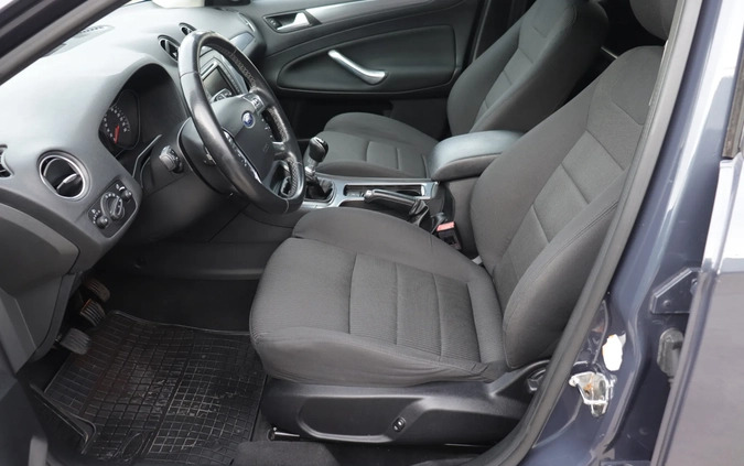 Ford Mondeo cena 33900 przebieg: 240000, rok produkcji 2013 z Gryfino małe 704